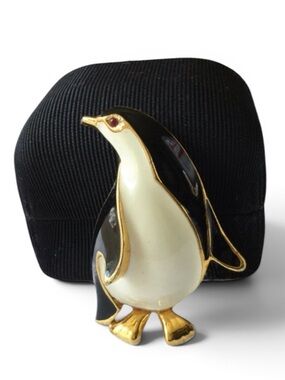 Vintage 1970s Gold-Tone & Enamel Penguin Brooch, Black & Ivory